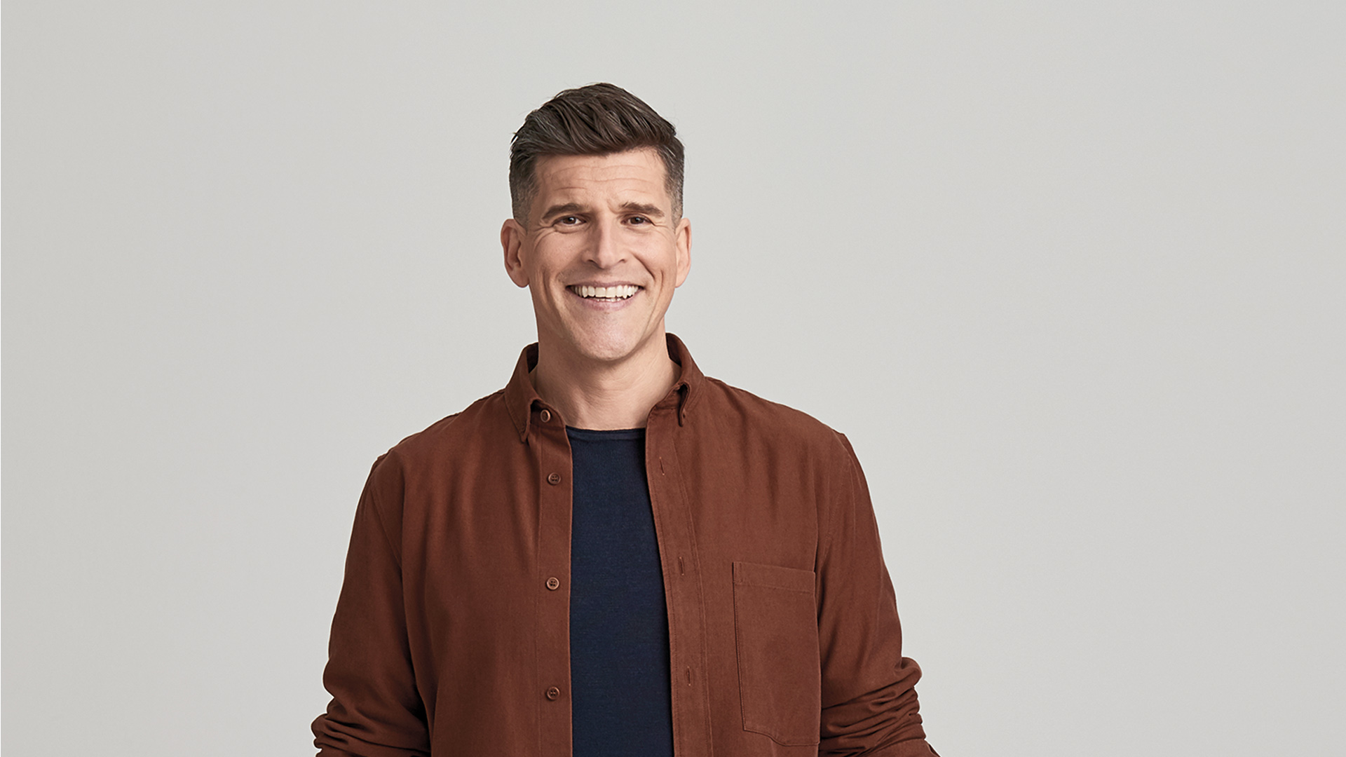 TV host Osher Gunsberg gets candid about his coeliac disease journey and overcoming mental health struggles